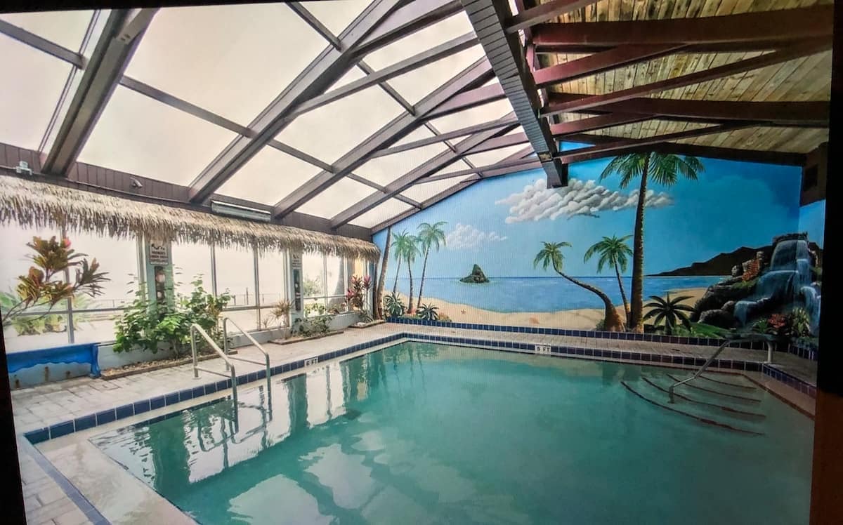 Sea & Swim Escape
