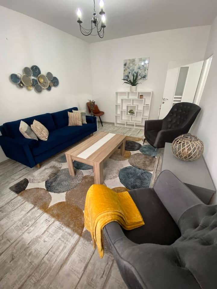 2bed + Couch Bed Modern With Roman Nostalgic - Luna