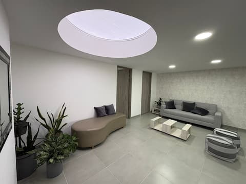 Popular Airbnb listing: modern and large apartment overlooking the park in Floridablanca