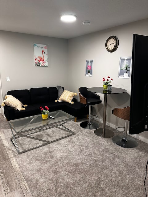 Popular Airbnb listing: Peaceful 2-Bedroom 2 bath Suite in Pine Creek