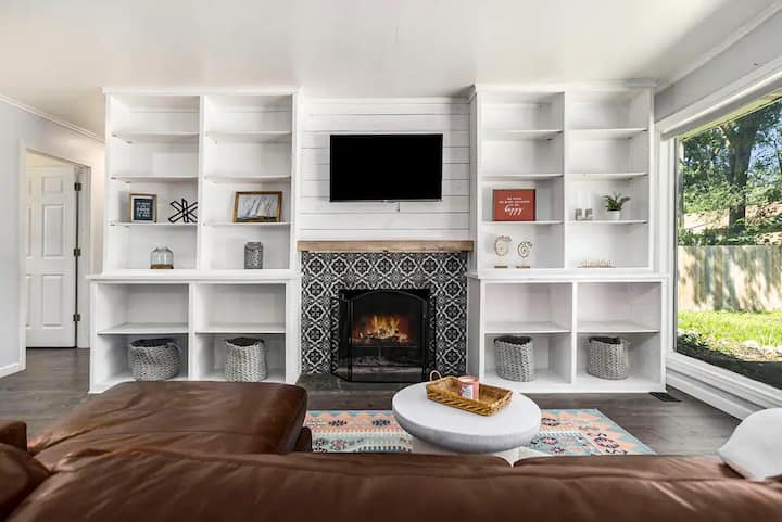Highly Rated AirBNB Home - New Owners!