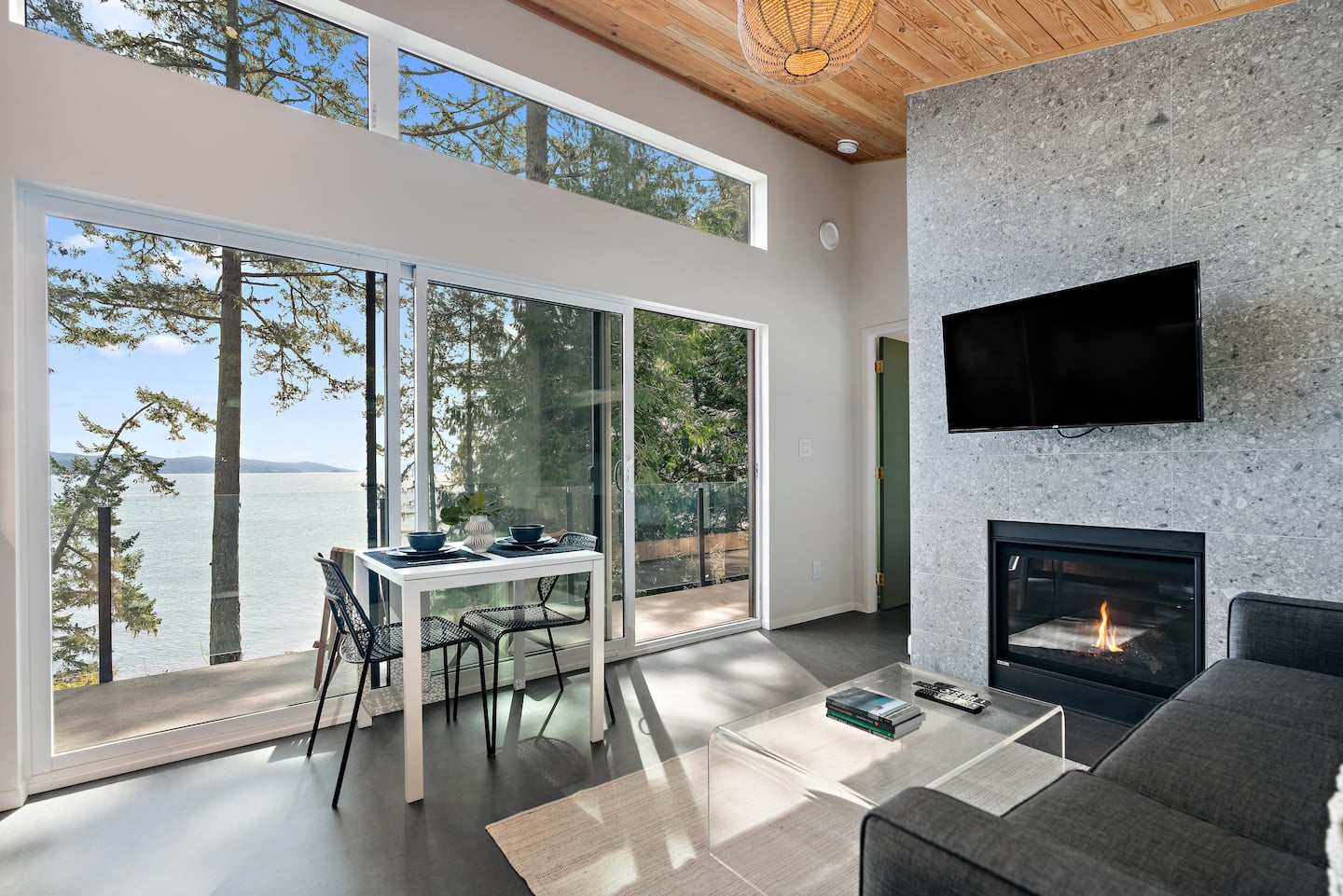 British Columbia Vacation Rentals & Homes - Canada | Airbnb