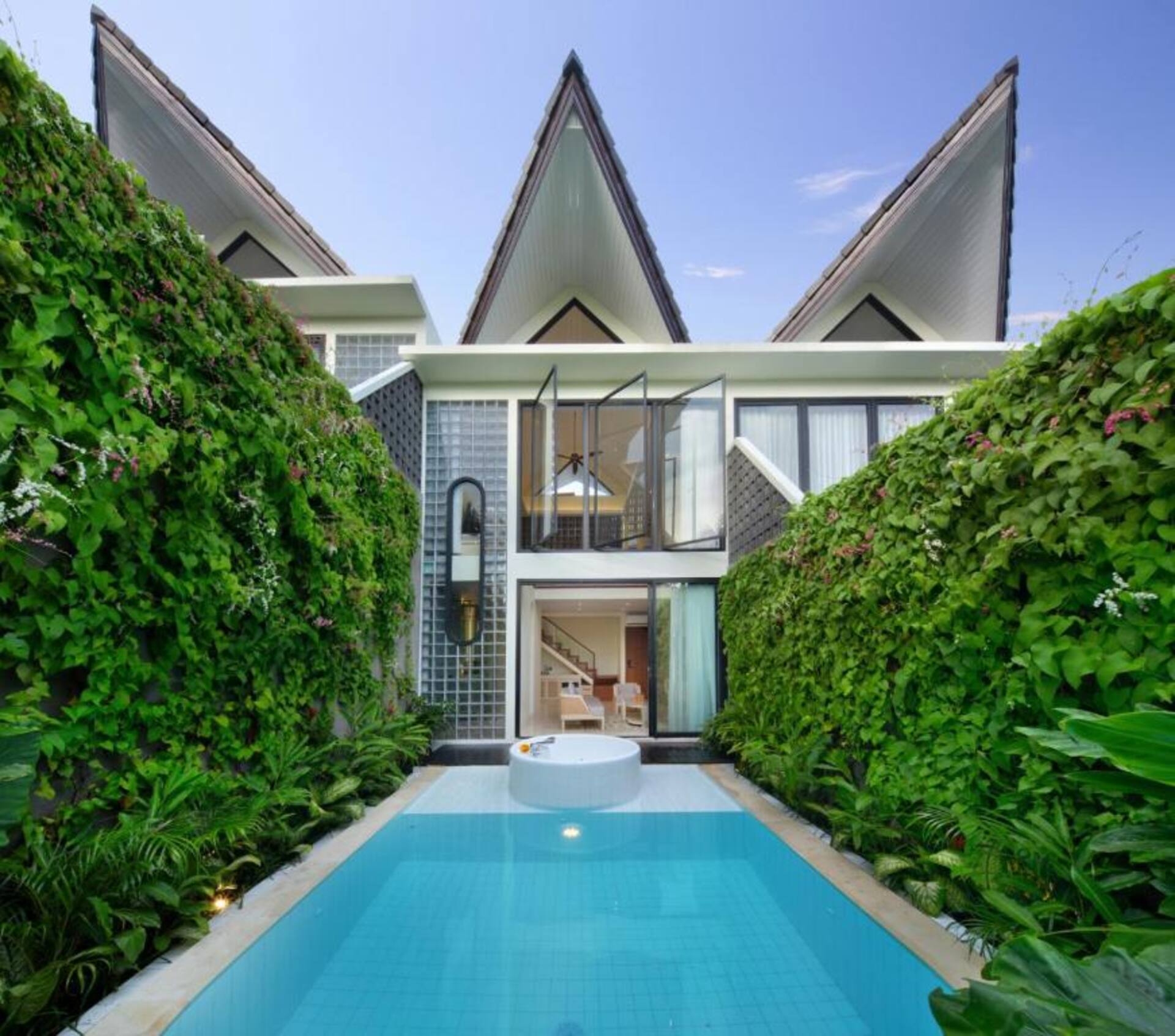 Sleek Modern Comforts 1 Bedroom Private Villa in Bali 2