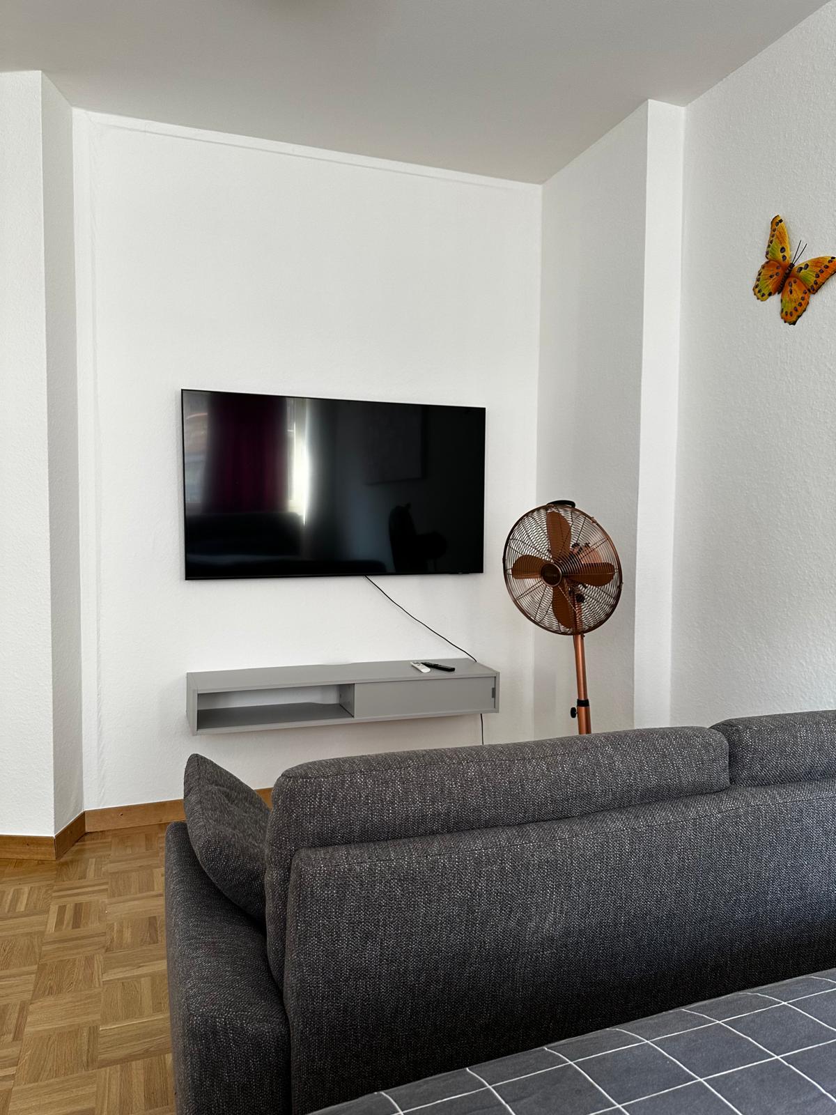 Top Airbnb: 01 Central and convenient studio – Gare Station in Grottes Et Saint Gervais