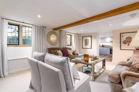 Successful Airbnb property: Beautiful home in Great Tew in West Oxfordshire