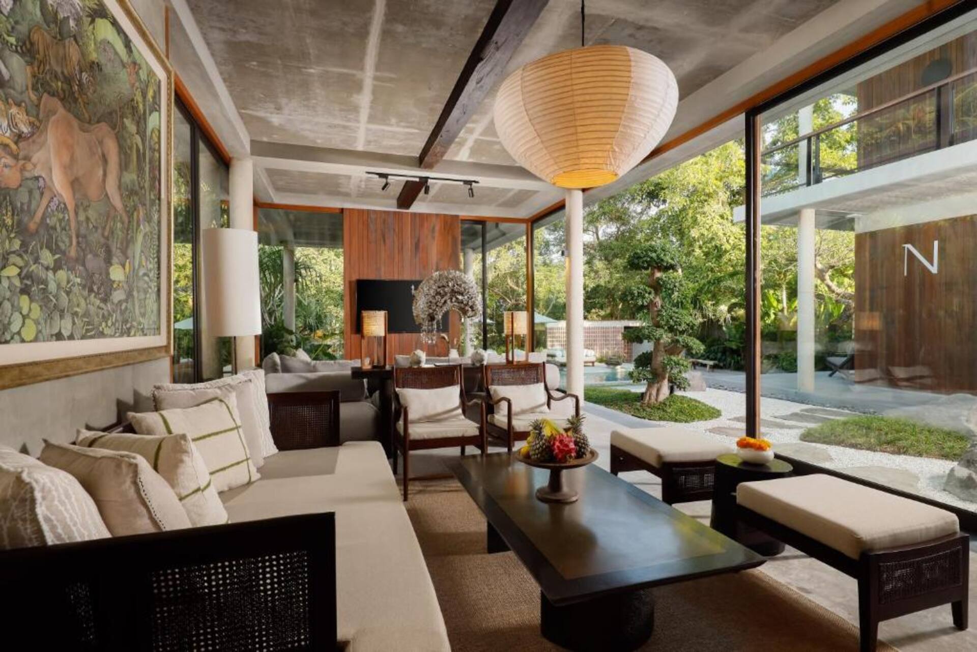 Tropical Garden Estate 7 Bedroom Private Villa in Canggu 2