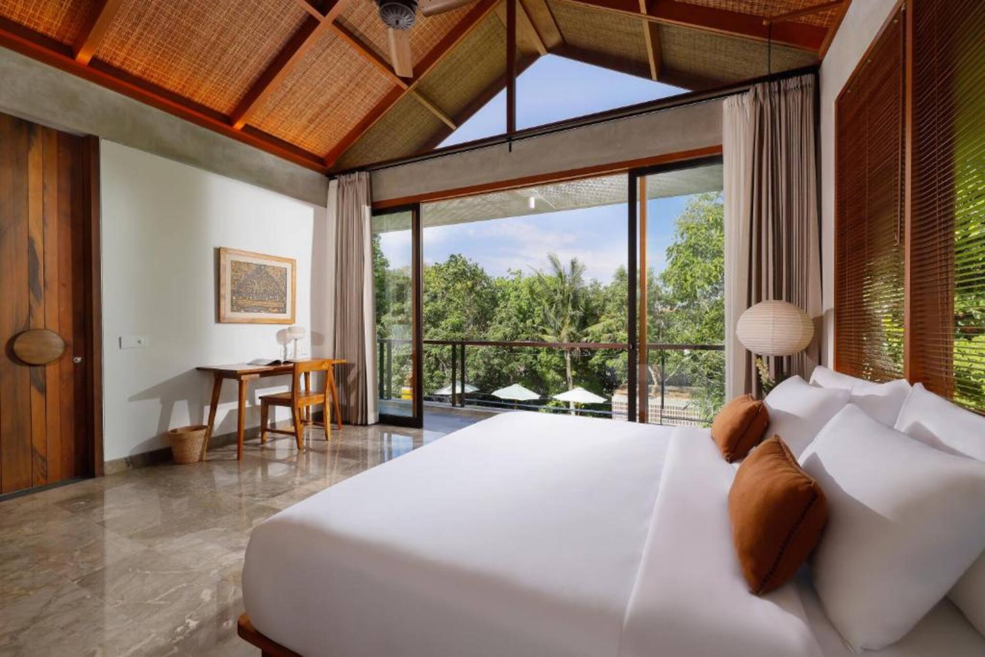 Tropical Garden Estate 7 Bedroom Private Villa in Canggu 3