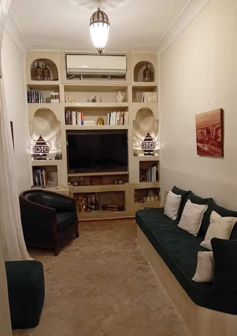 Popular Airbnb listing: Dar Nana, Private Riad, 4 Bedrooms, Heated Pool in Méchouar Kasba