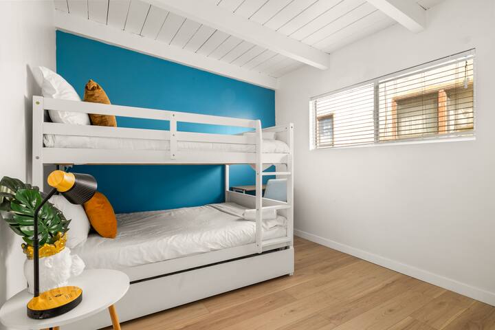 Gorgeous Ocean View Duplex | Remodeled | 2 Units gallery image 5