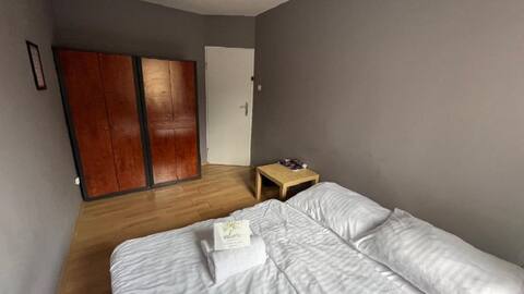 room 11 c