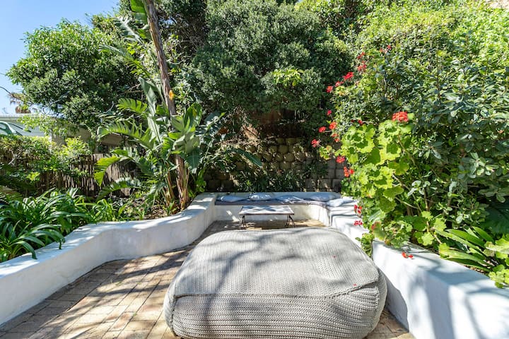 Bungalow 54 on Clifton 4th by Steadfast Collection gallery image 4