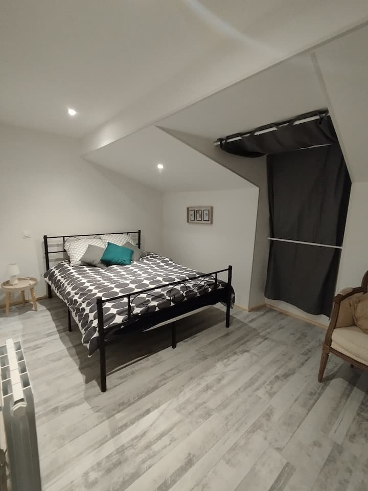 غرفة النوم 1