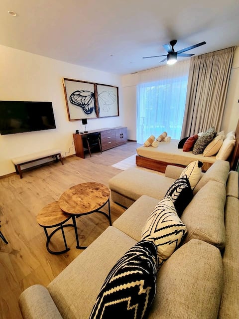 Successful Airbnb property: Modern Playacar Condo with Poolside Views & Nature in Playacar Fase Ii