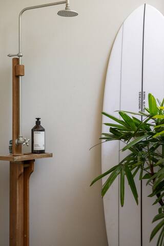 Manly Hideaway – By Betina King gallery image 4