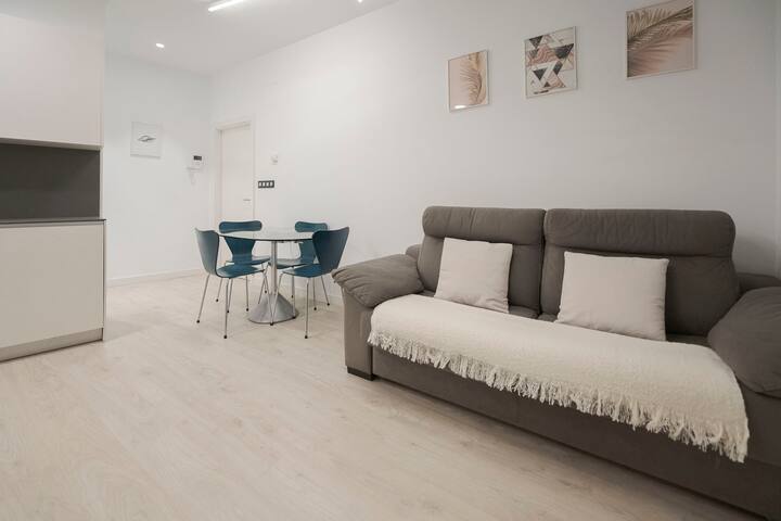 Apartamento con garaje en Gros, San Sebastian gallery image 5