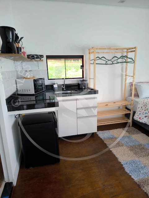 Top Airbnb: Luxury Container with Panoramic View. in Camanducaia