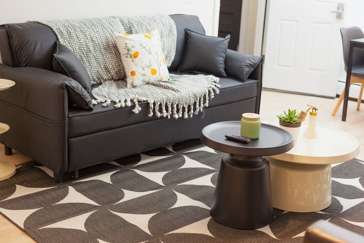 Steps From Downtown & Lil Italy! - Providence, RI