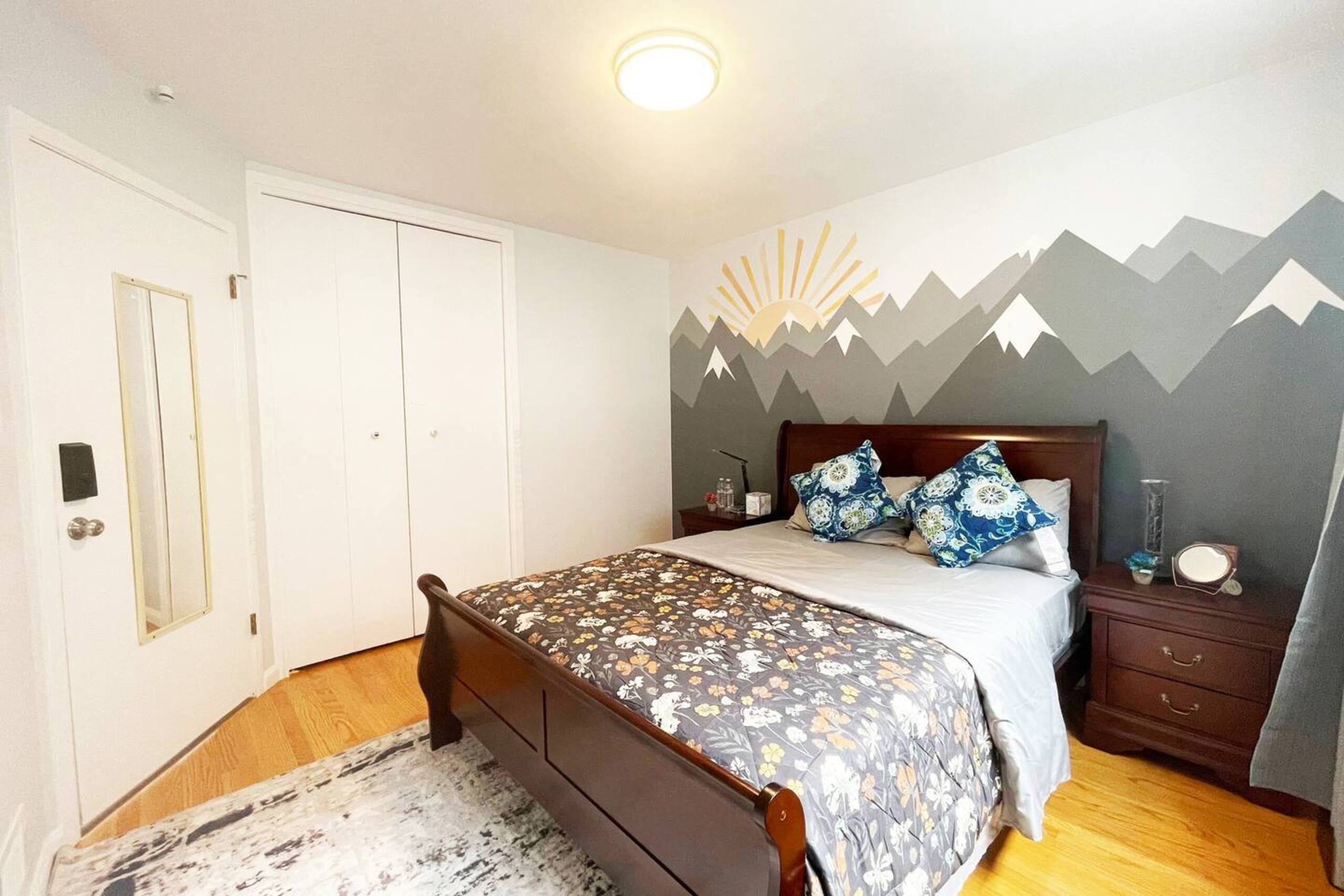 Comfortable 3Br 2.5ba Unit in SF - Image 8