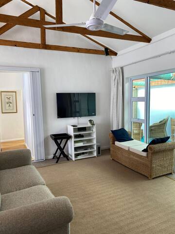 Braeside 12, Sunny and Bright Cottage gallery image 2