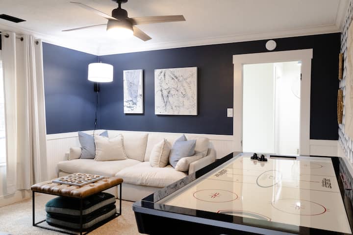 house on the hill tulip rompers＆bonnet The Tiny Louise Nap Dress, Pink Bluebonnet - Hill House Home