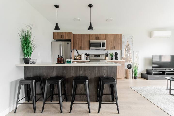 Cozy Winnipeg Getaway – Near The Forks & Hospital