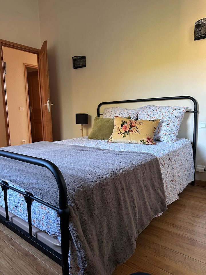 غرفة النوم 2