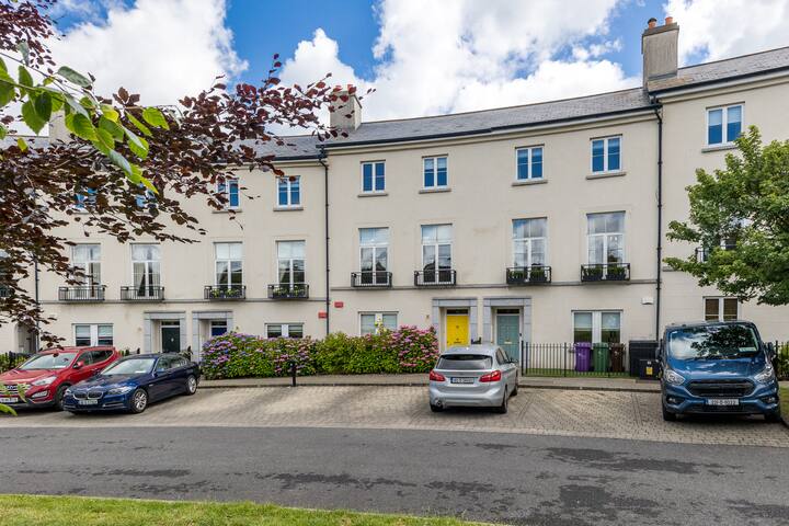 Large Georgian House @ Malahide Beach gallery image 3