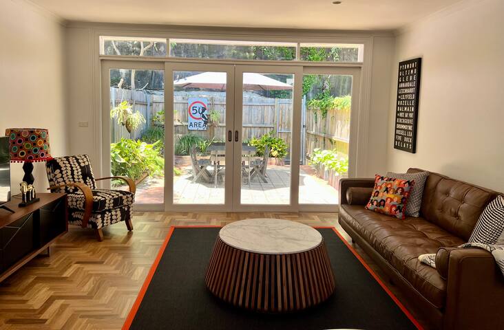 Charming Parkside Terrace gallery image 5