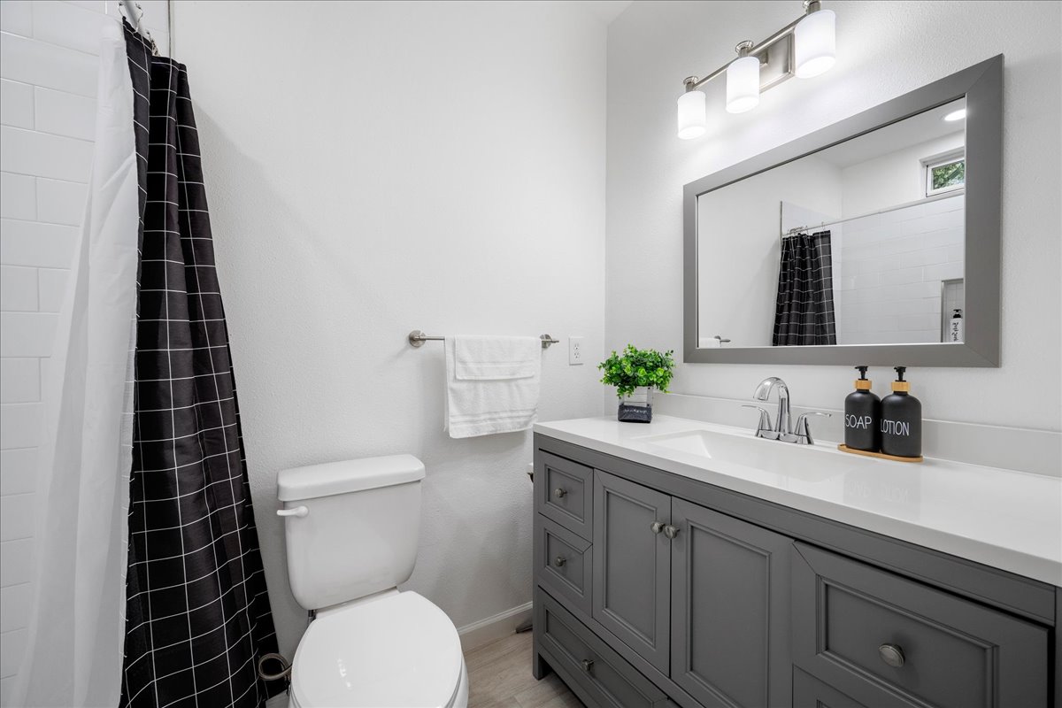 One Bedroom Guesthouse in Austin