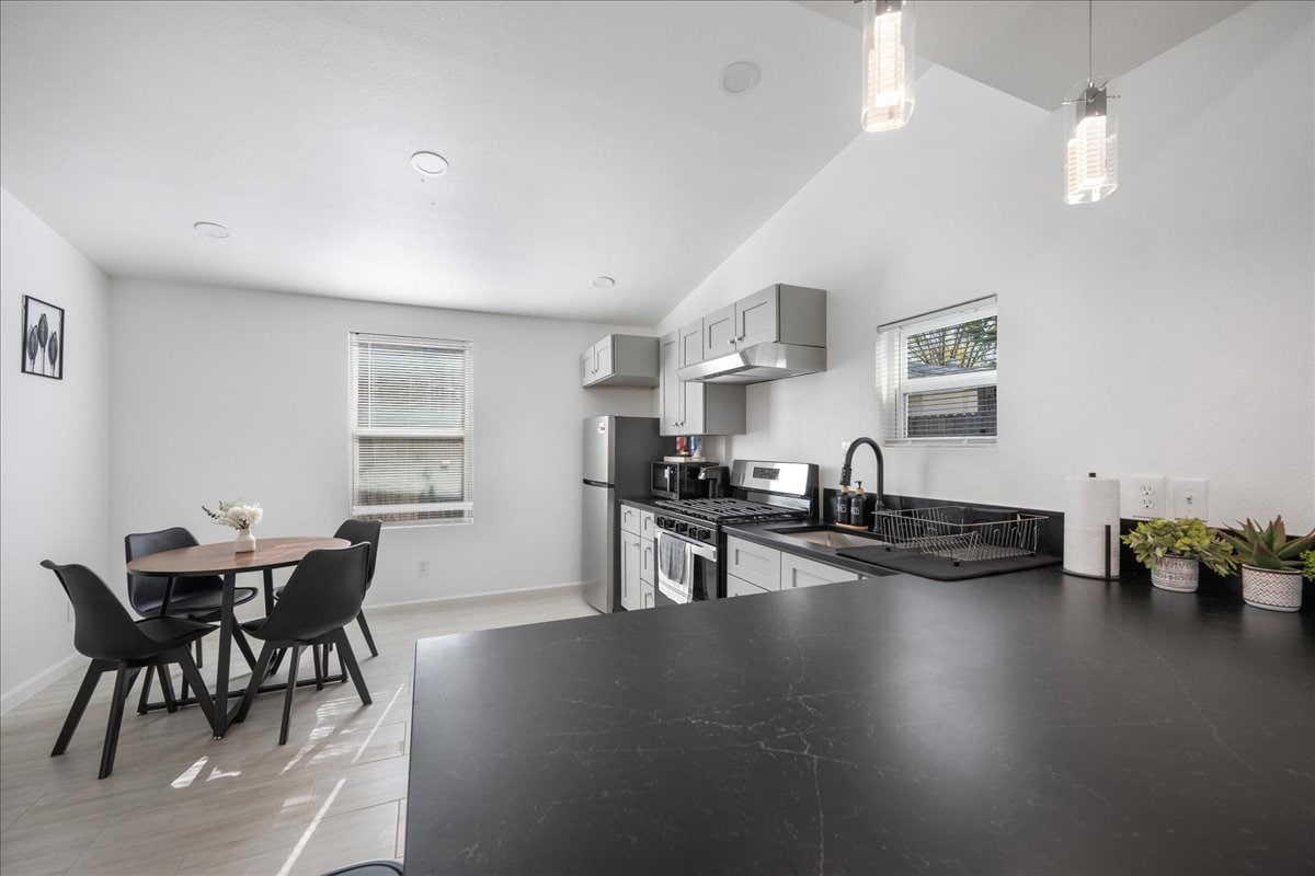 One Bedroom Guesthouse in Austin