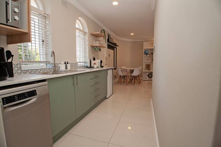 Malaga Constantia gallery image 3