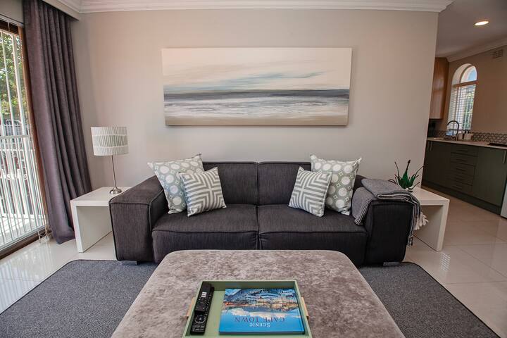 Malaga Constantia gallery image 4