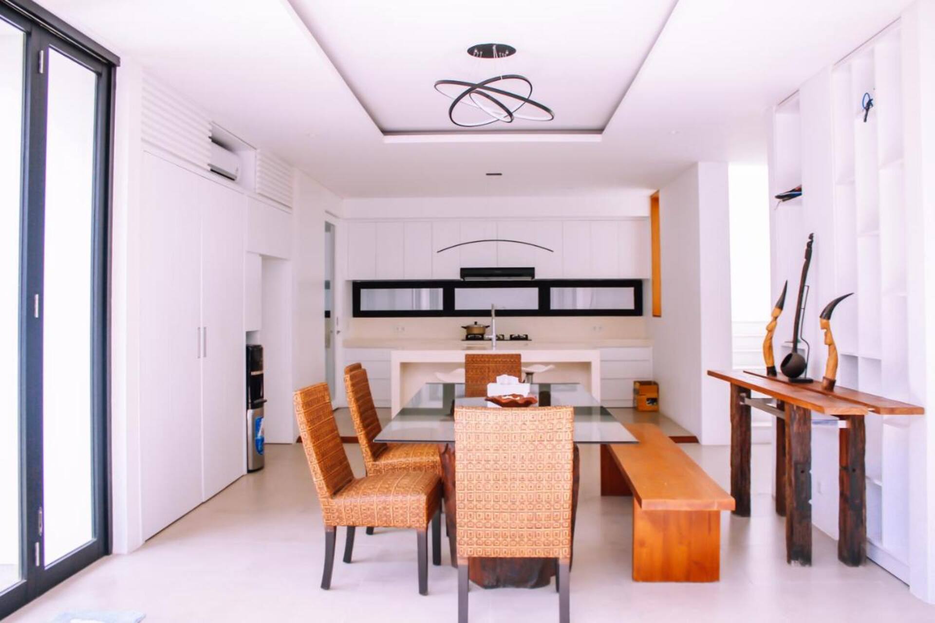 Spacious Family Haven 4 Bedroom Private Villa in Bali 3