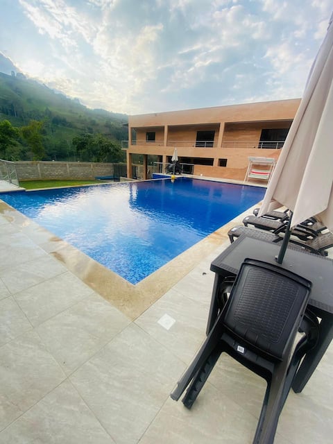 Top performing Airbnb: Accommodation with pool in Chinácota