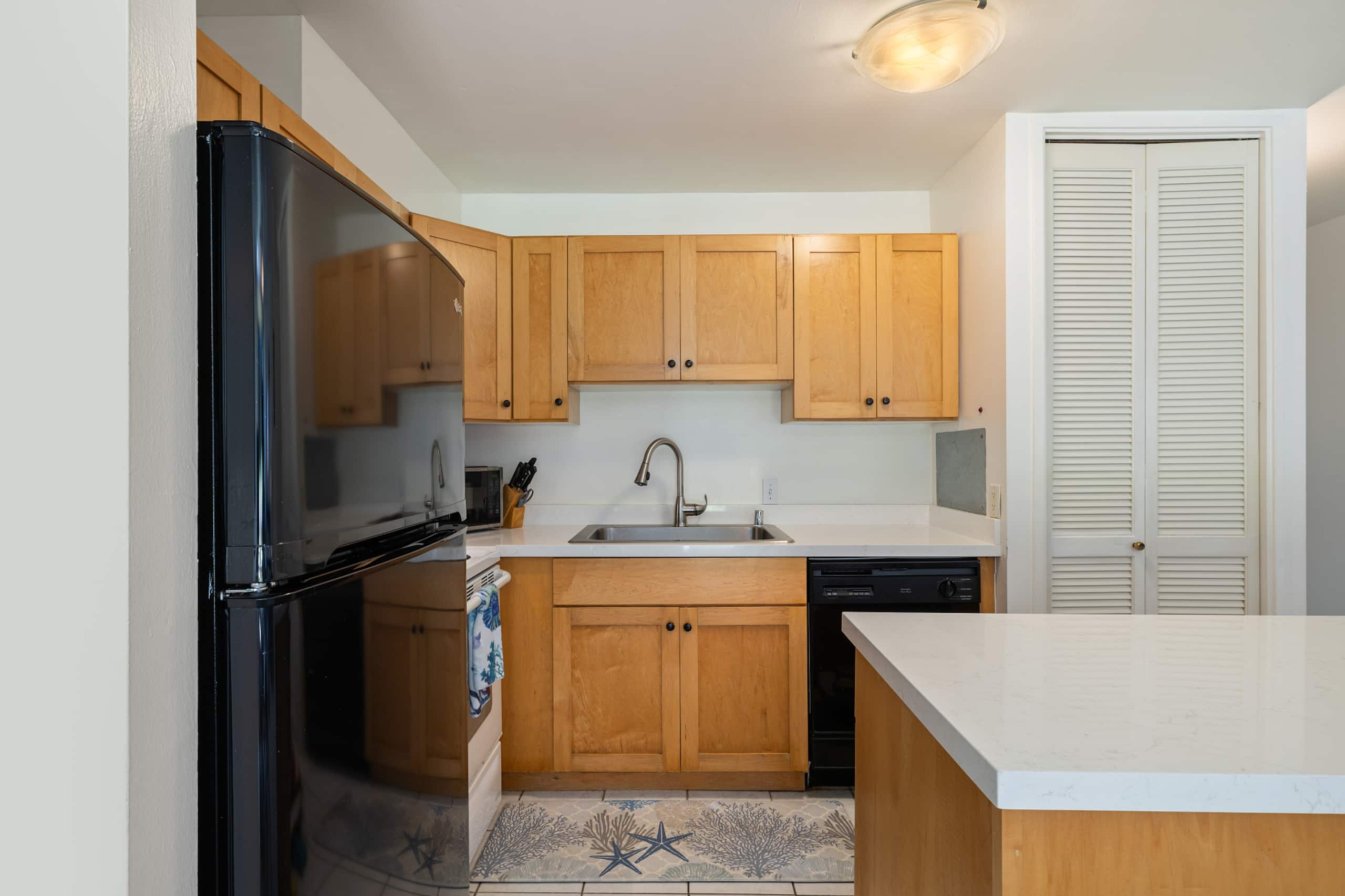 Home in Kahuku · ★4.71 · 1 bedroom · 2 beds · 2 private baths - Image 3