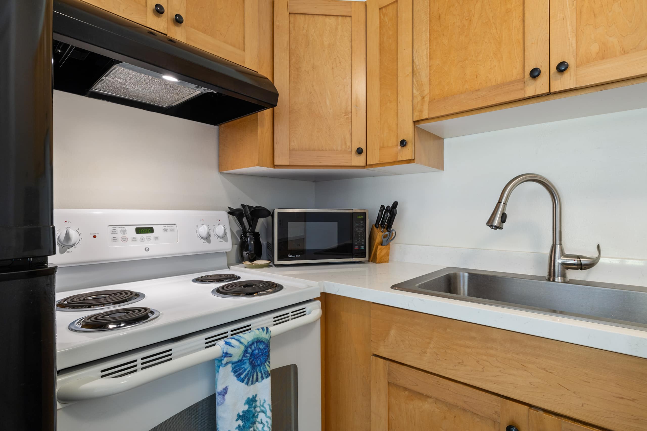 Home in Kahuku · ★4.71 · 1 bedroom · 2 beds · 2 private baths - Image 21