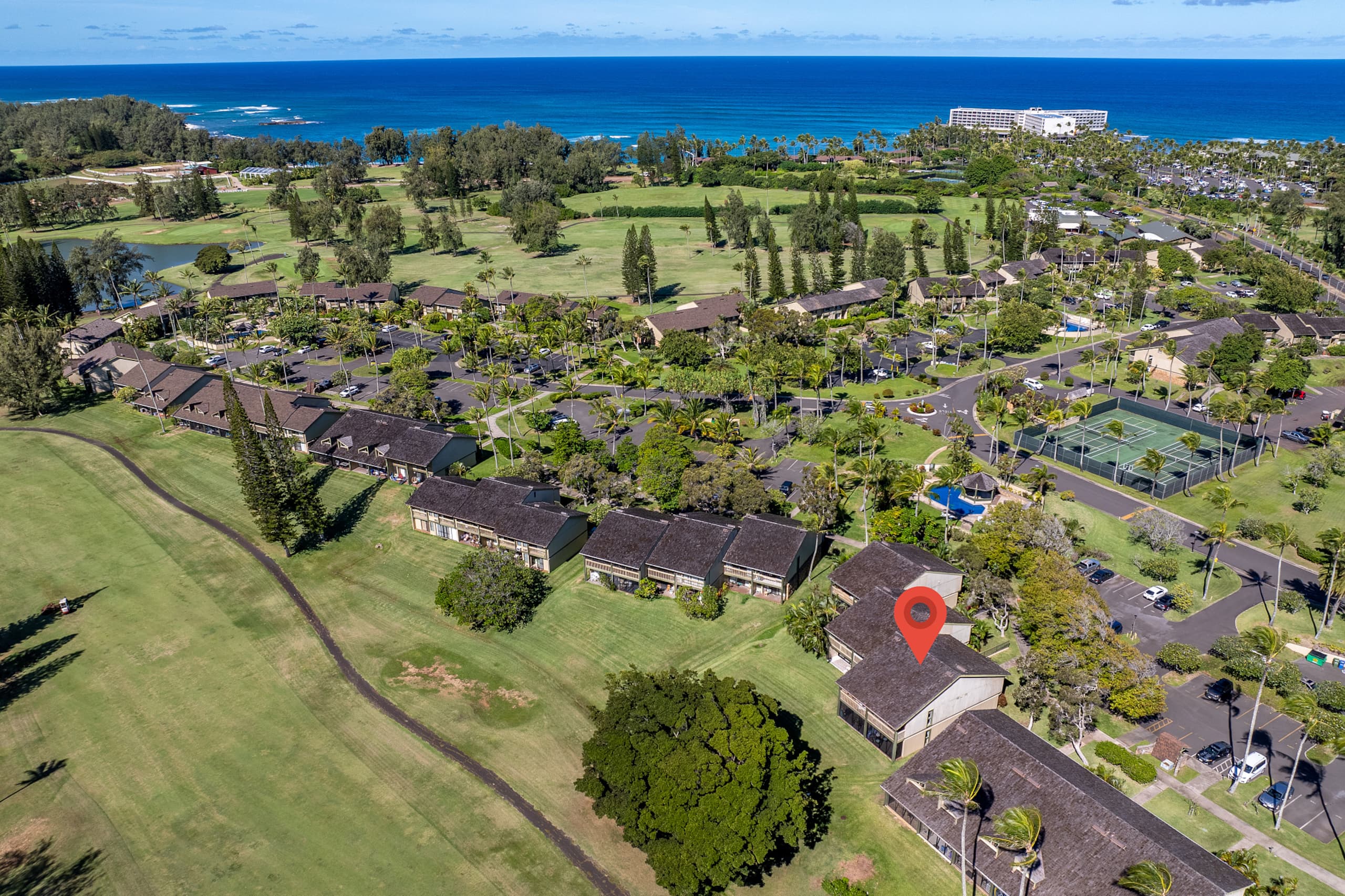 Home in Kahuku · ★4.71 · 1 bedroom · 2 beds · 2 private baths - Image 8
