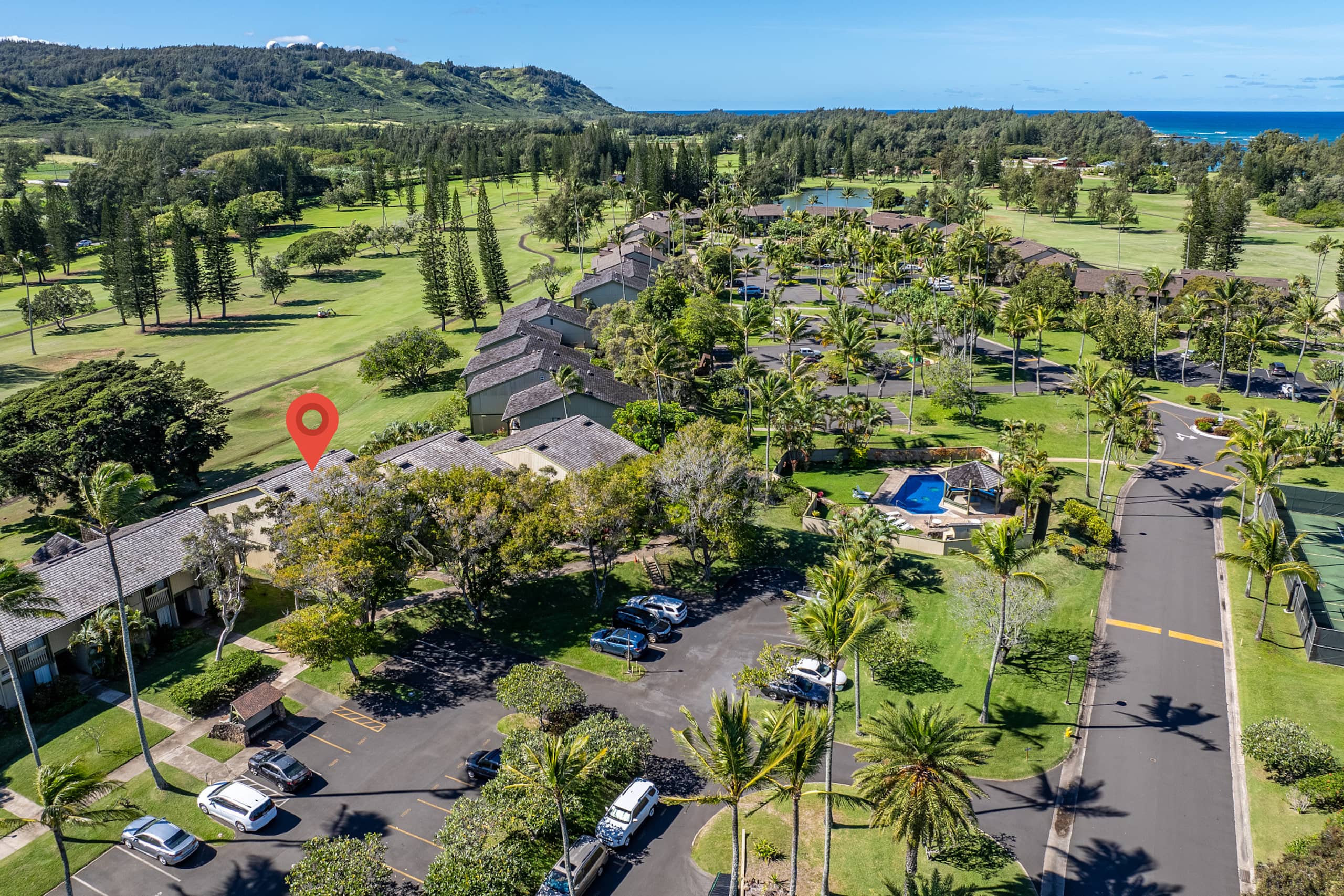 Home in Kahuku · ★4.71 · 1 bedroom · 2 beds · 2 private baths - Image 15