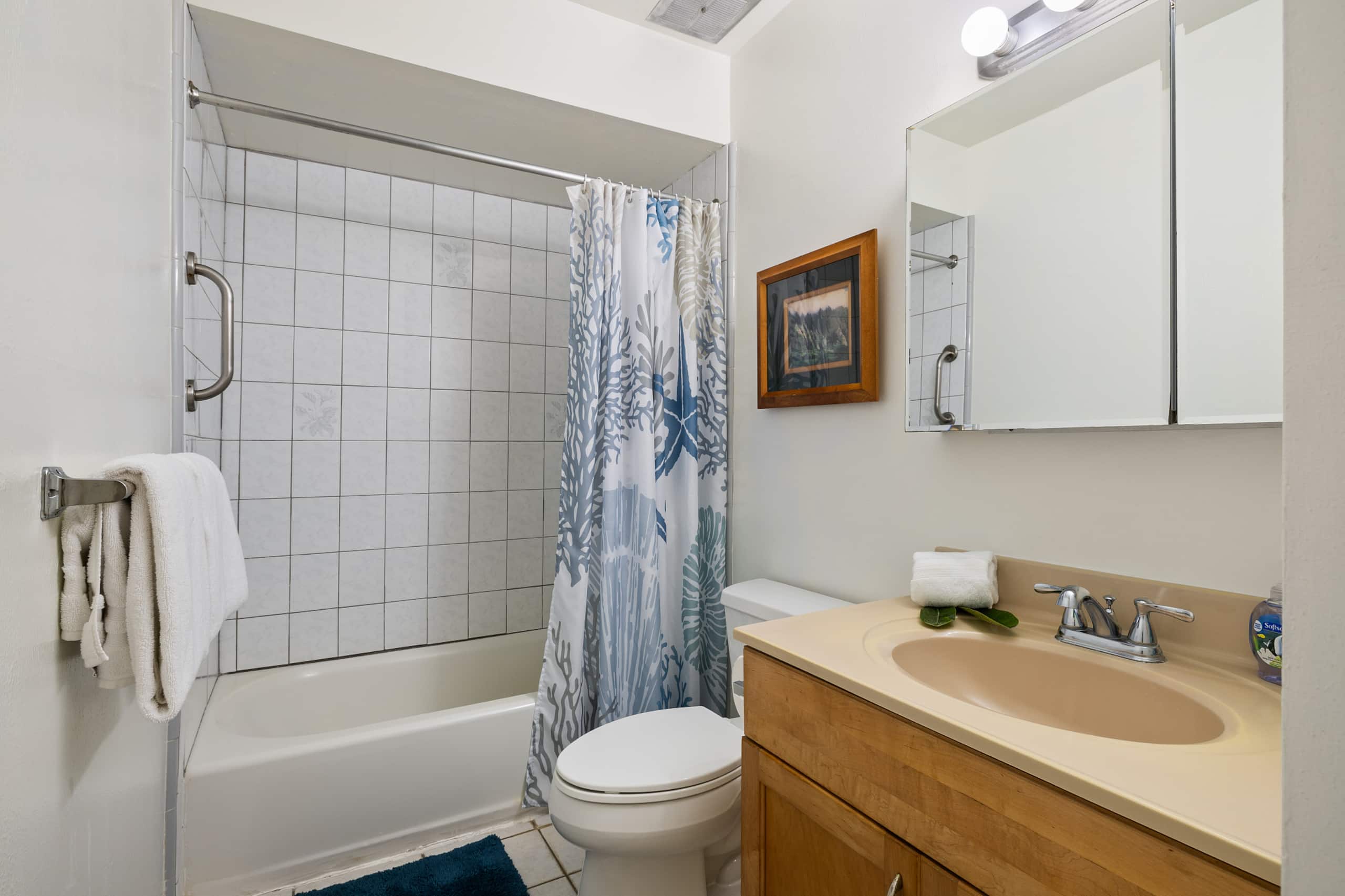 Home in Kahuku · ★4.71 · 1 bedroom · 2 beds · 2 private baths - Image 22