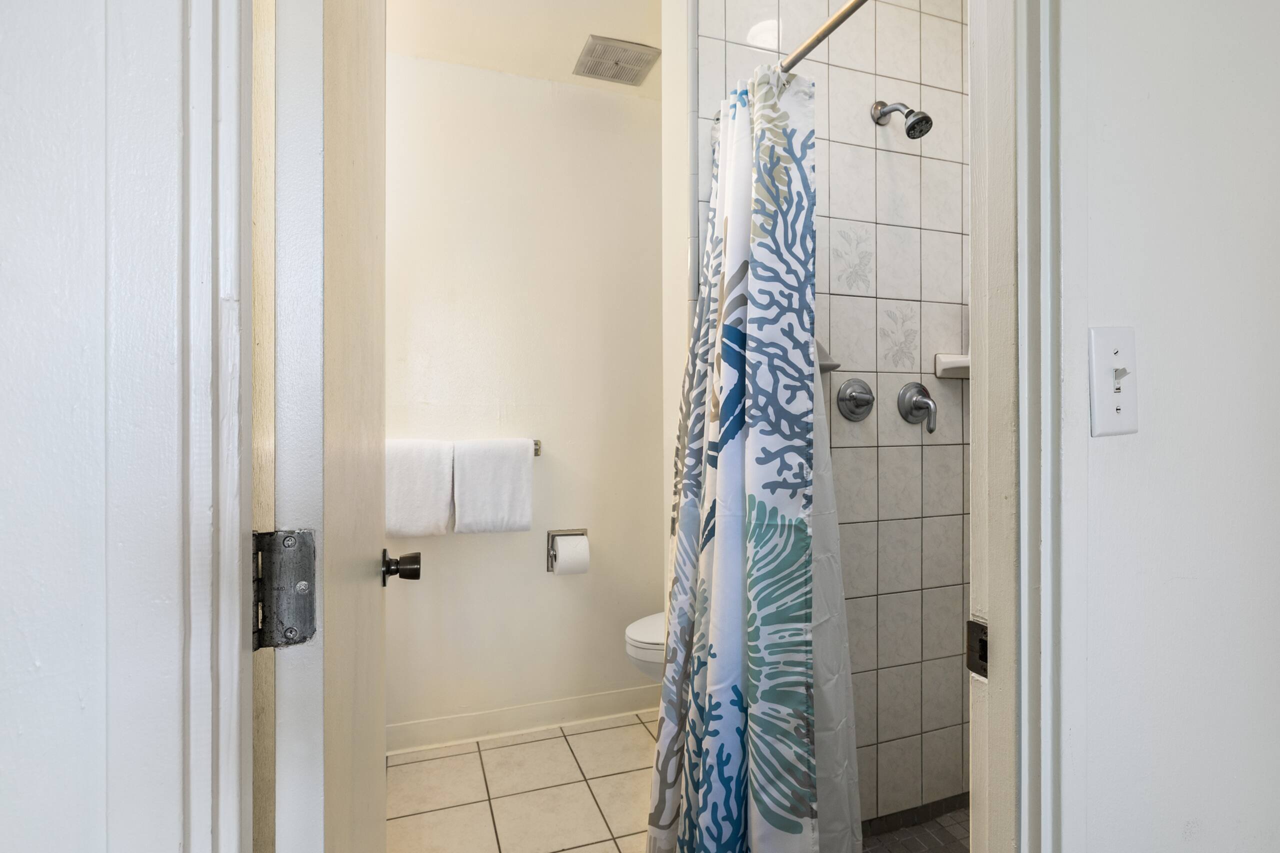 Home in Kahuku · ★4.71 · 1 bedroom · 2 beds · 2 private baths - Image 16