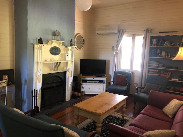 Dairy Farm Cottage. Peaceful 3-bed Cottage 3 Acres - Paxton