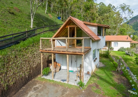 Top performing Airbnb: Rancho Pedra do Picú - Casa da Poltrona - with hydro in Itamonte