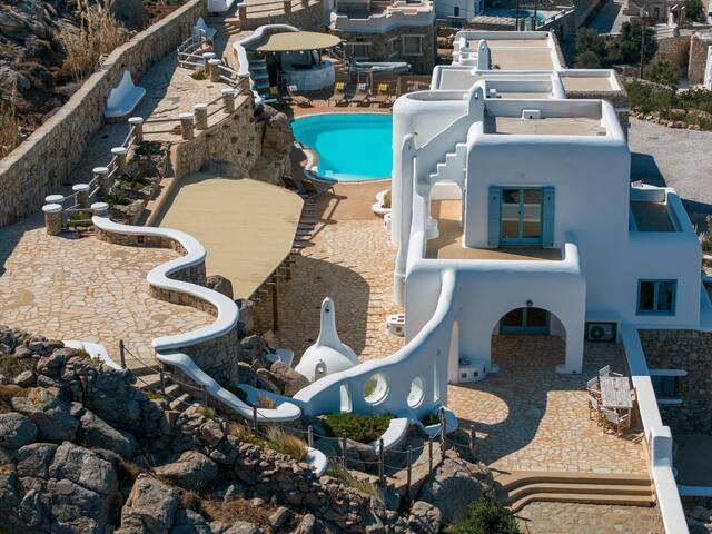 Gran Kanalia Villa Mykonos gallery image 3