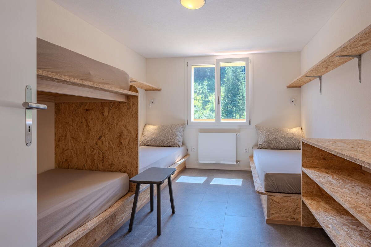 საძინებელი 1