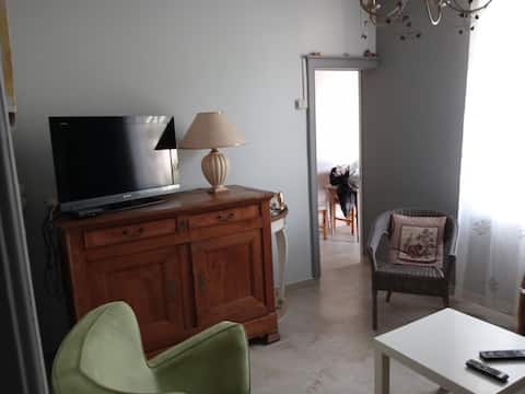 Successful Airbnb property: "little fisherman's house" in Jard Sur Mer