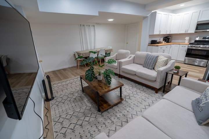 Stylish Stay By Beach & Shops - Salem, MA