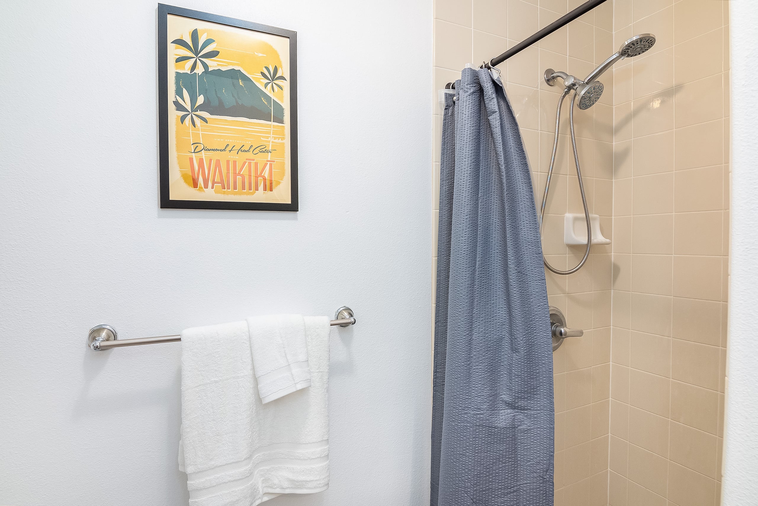 Central Beach Bungalow w/ A/C! - Photo 8