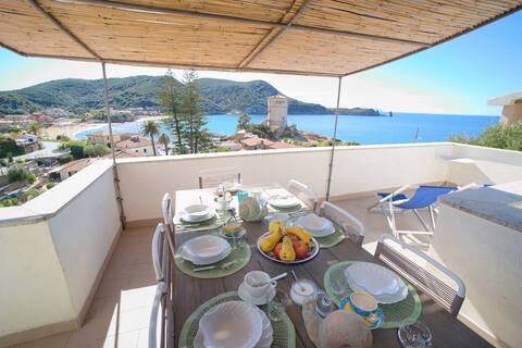 Villa Manzoni – Cala Monella apartment (Sea View)