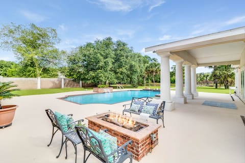 Luxury Mansion on pond + pool + gameroom