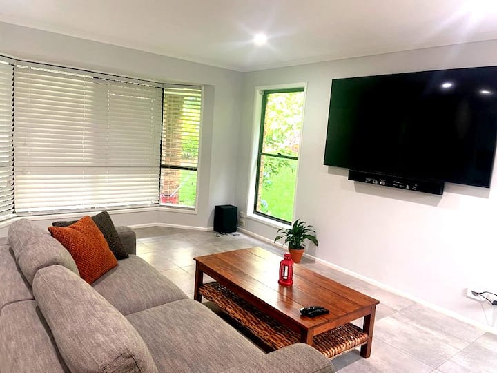 The Mountain House - Tamborine Mountain